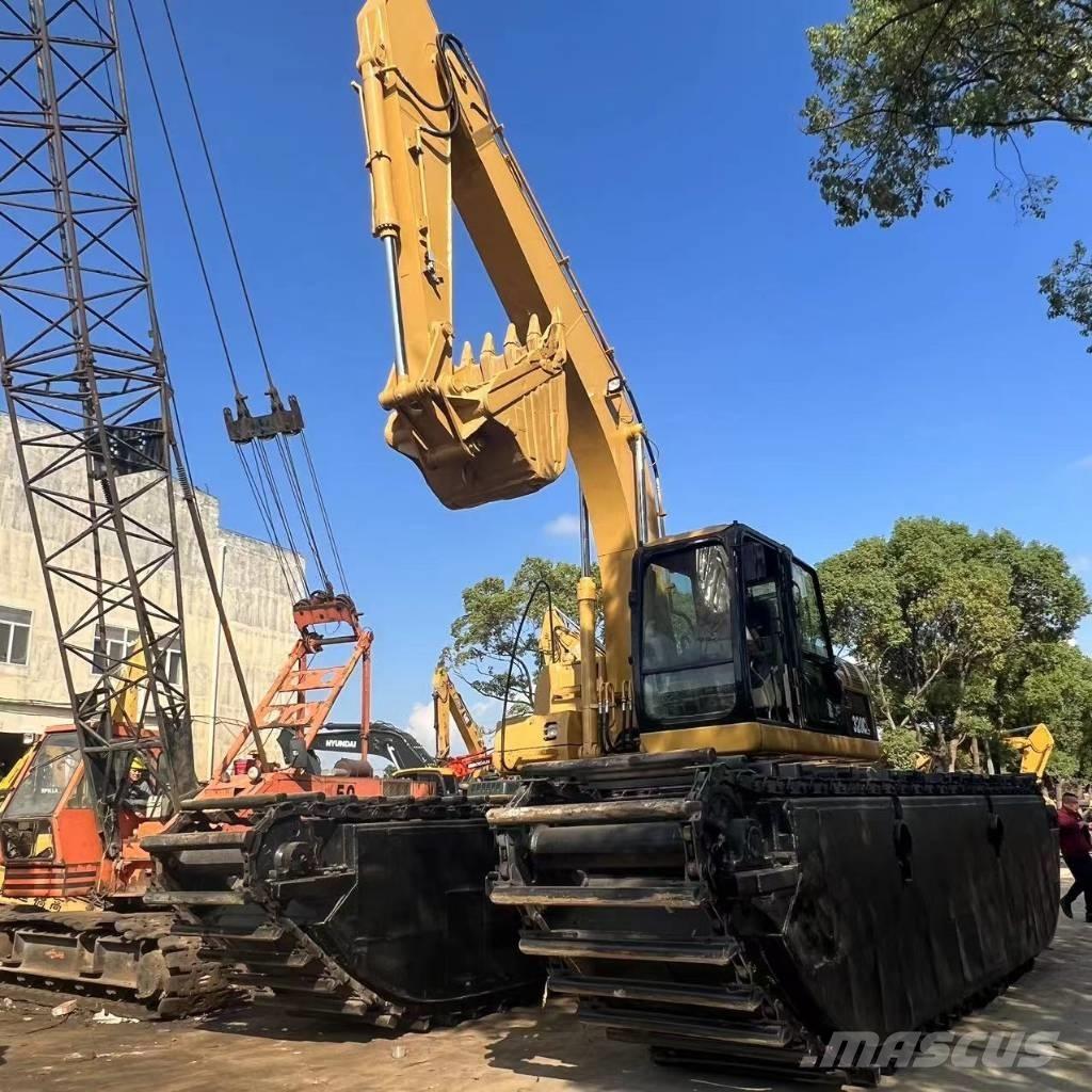 CAT 320 C Koparki pływające - amfibie