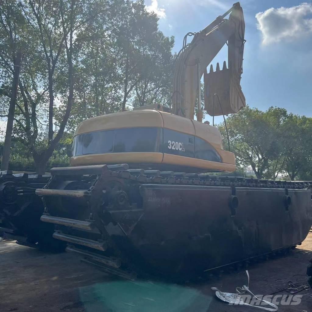 CAT 320 C Koparki pływające - amfibie
