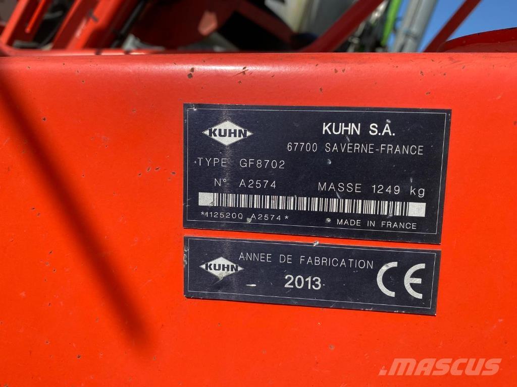 Kuhn GF8702 Zgrabiarki i przetrząsacze