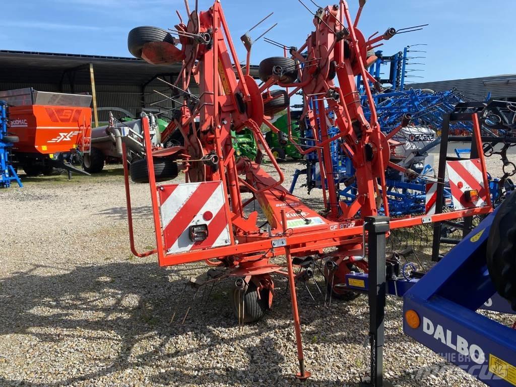 Kuhn GF8702 Zgrabiarki i przetrząsacze