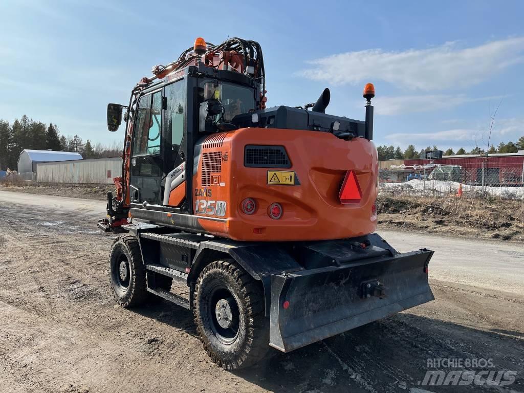 Hitachi ZX135W-7 Koparki kołowe