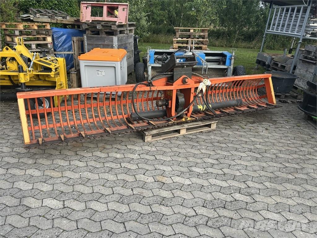  Berky Mejekurv Maszyny budowlane - Inne