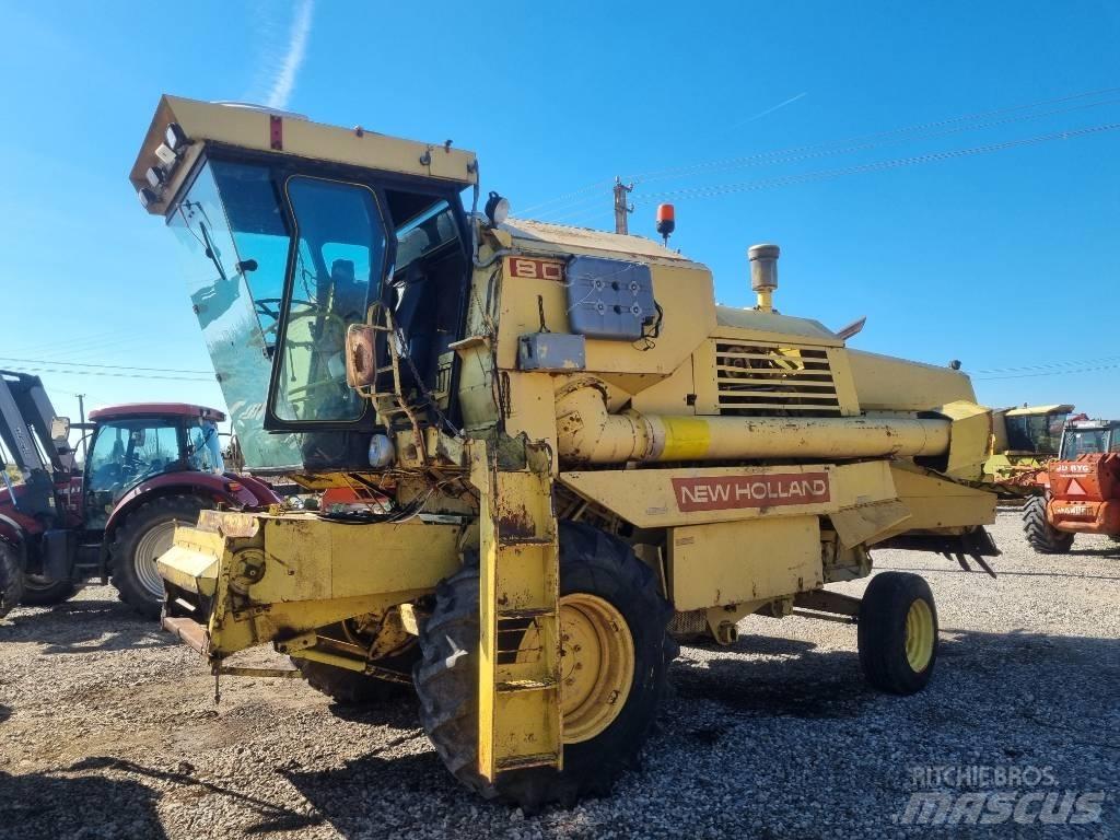 New Holland 8080 Kombajny zbożowe
