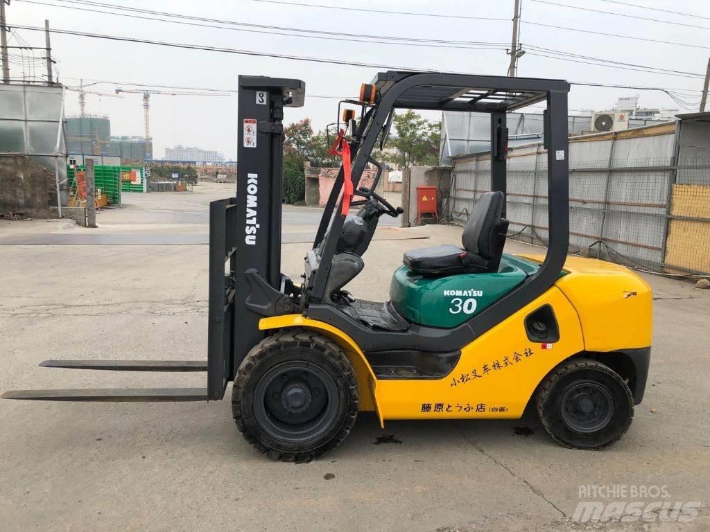 Komatsu FD30 Wózki Diesla