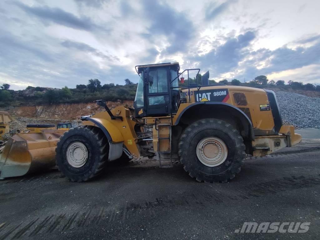 CAT 980M Ładowarki kołowe