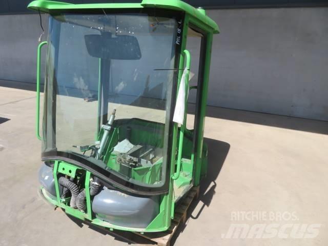 Volvo L30B / L35B Kabiny i wnętrze