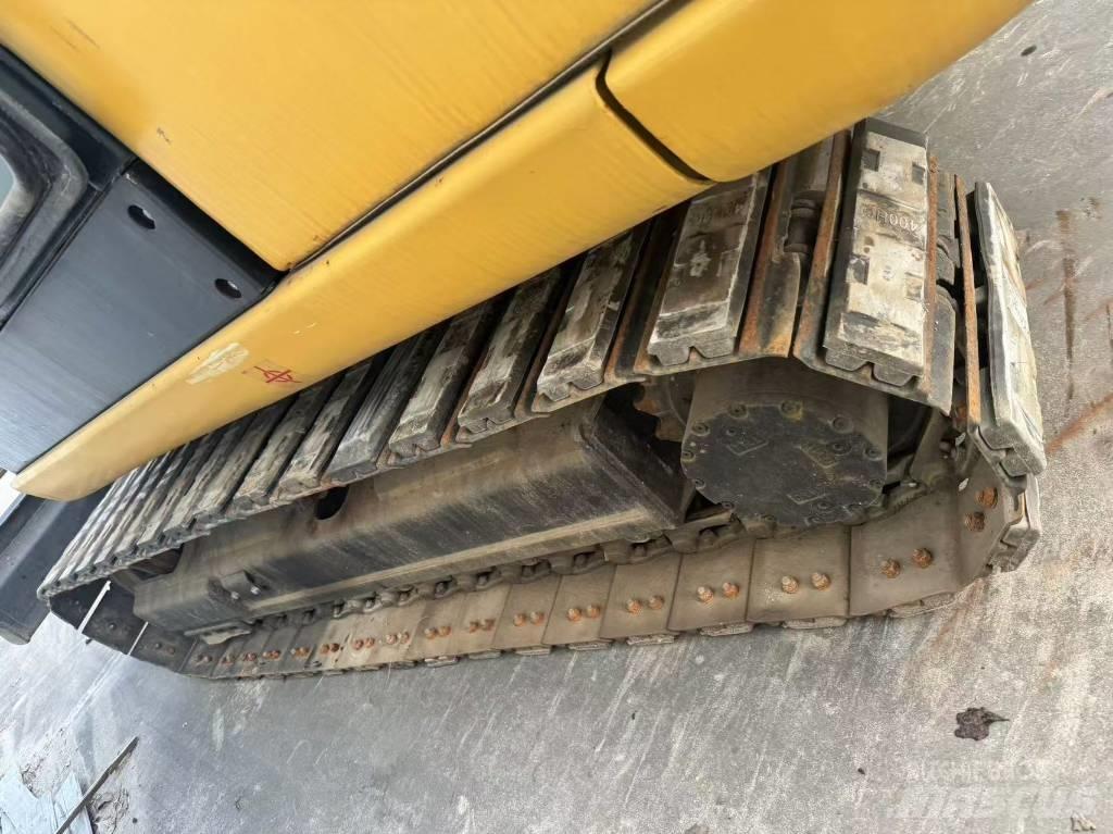 CAT 306 Minikoparki