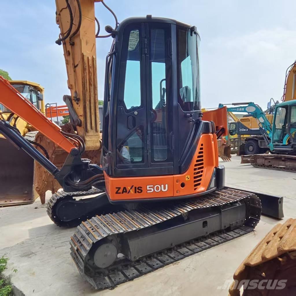 Hitachi ZX 50 U Minikoparki