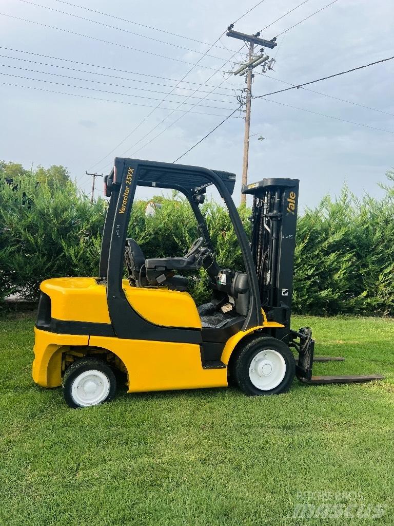 Yale 2500D Wózki Diesla
