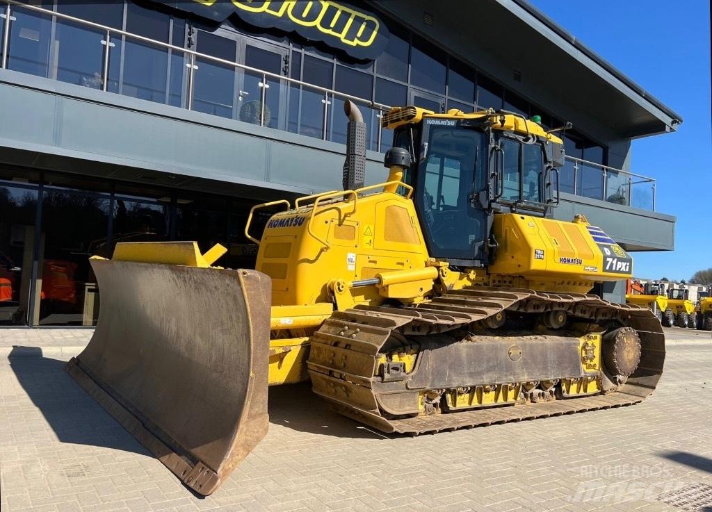 Komatsu D 71P Xi Spycharki gąsienicowe