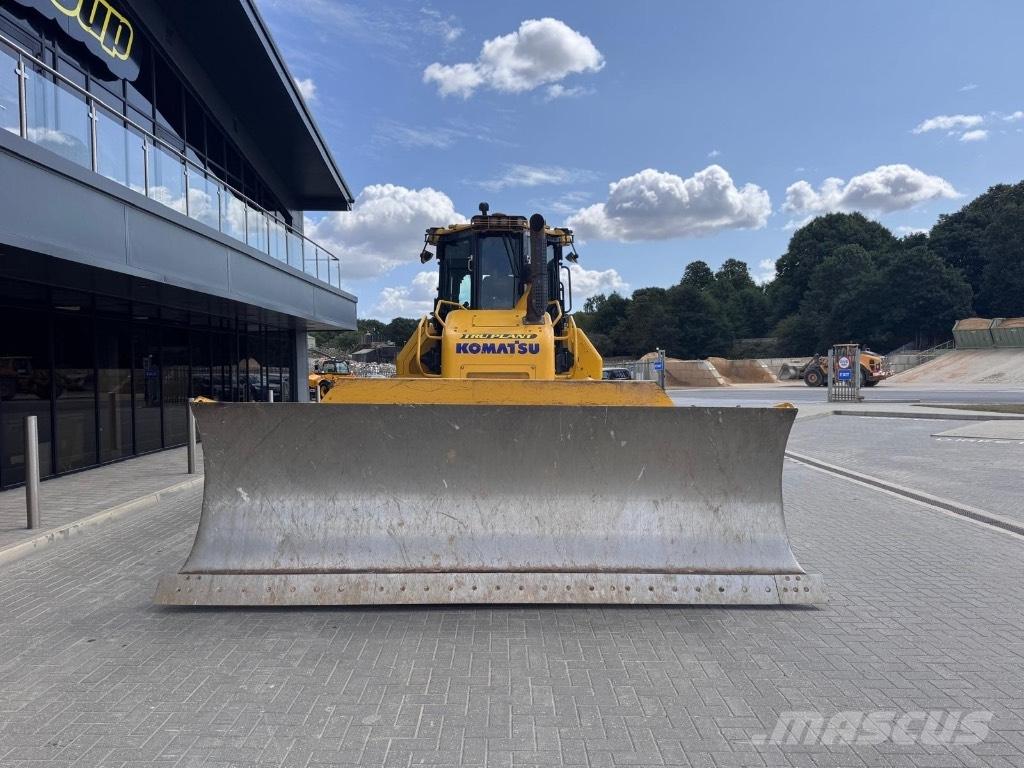 Komatsu D 71P Xi Spycharki gąsienicowe