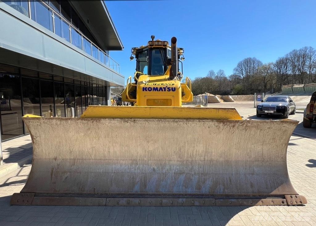 Komatsu D 71P Xi Spycharki gąsienicowe
