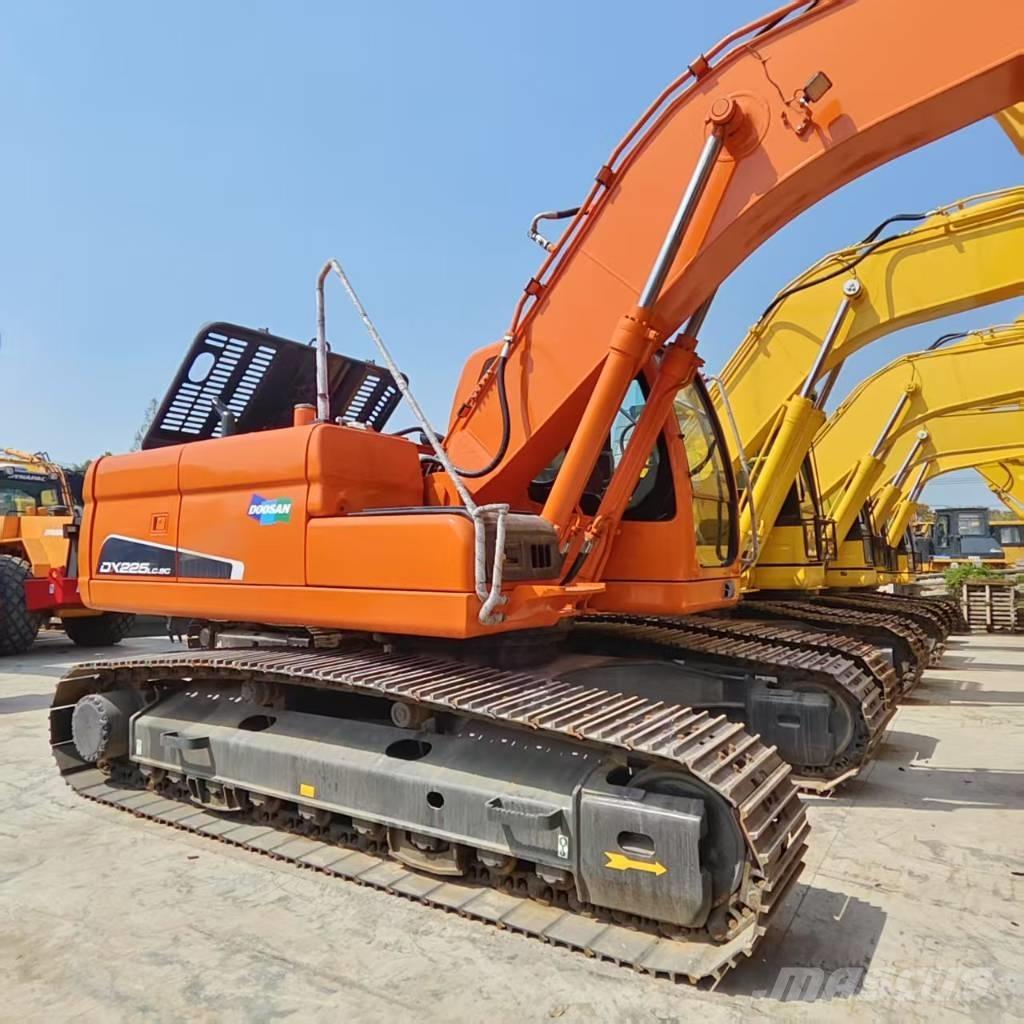 Doosan DX225LC-9C Koparki gąsienicowe