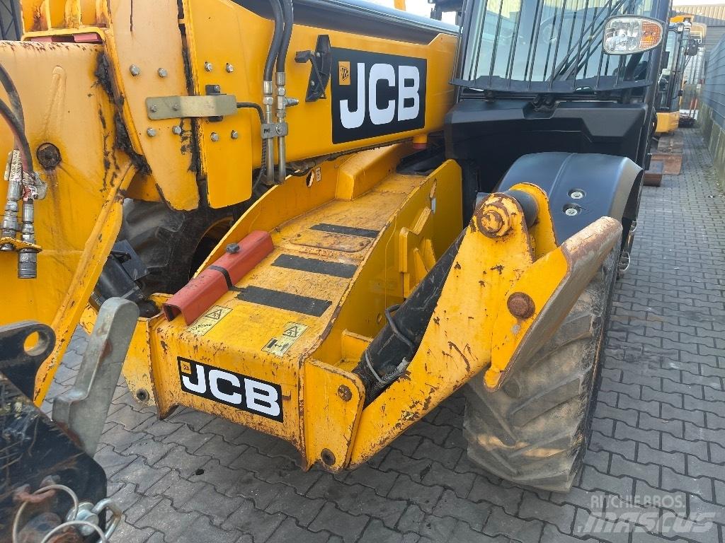 JCB 535-140 Hiviz Ładowarki teleskopowe