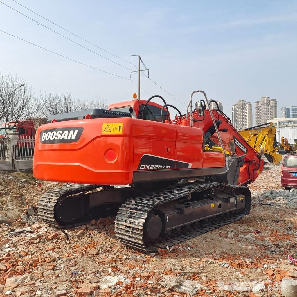 Doosan DX225LC-9C Koparki gąsienicowe