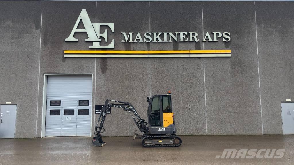 Volvo ECR 25 D Minikoparki