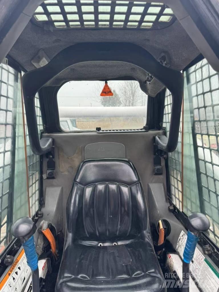 Bobcat S 300 Ładowarki burtowe