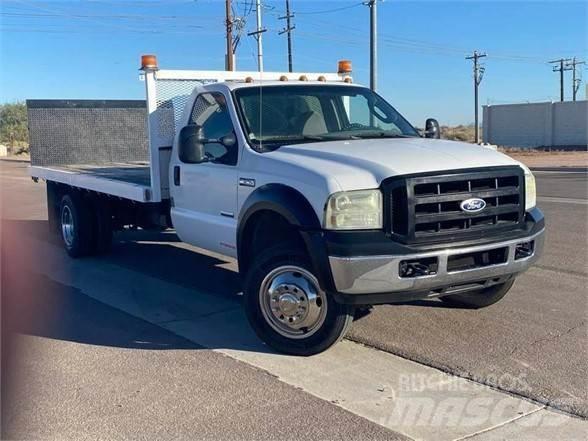 Ford F550 Ciężarówki typu Platforma / Skrzynia