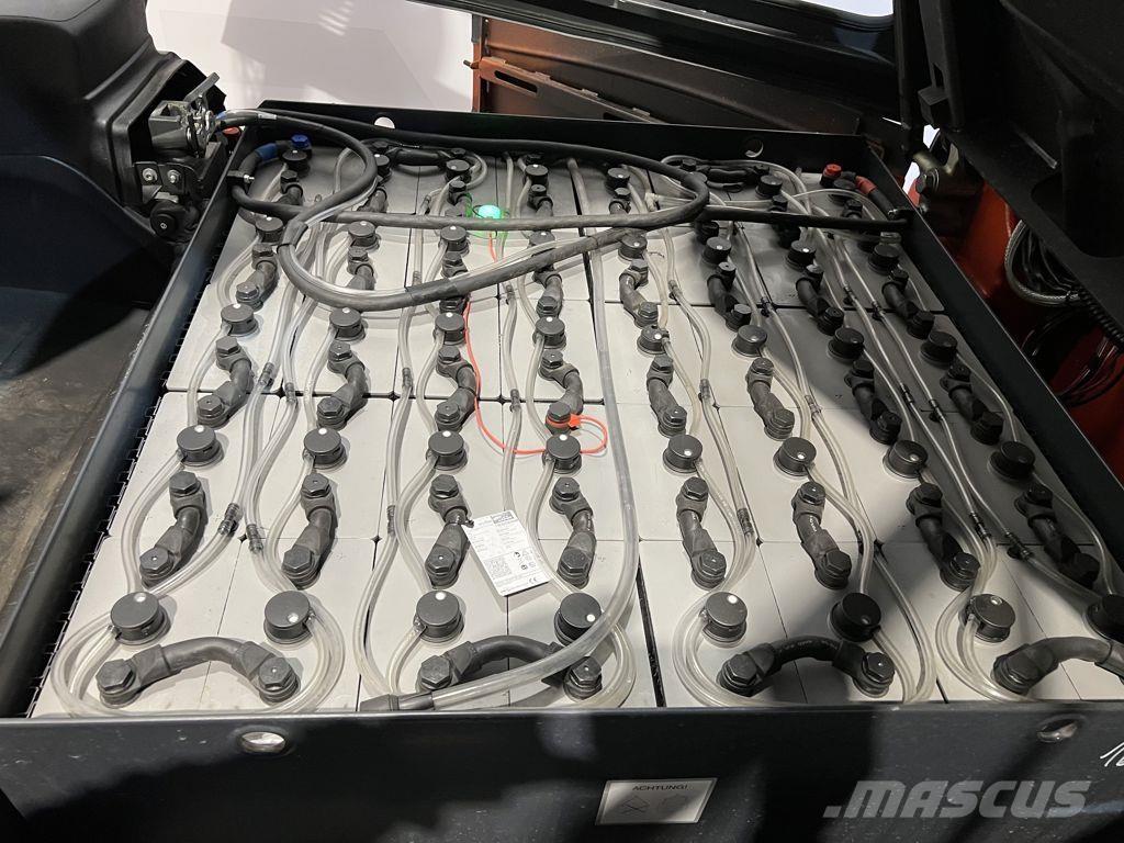 Linde E50HL-01 Wózki elektryczne