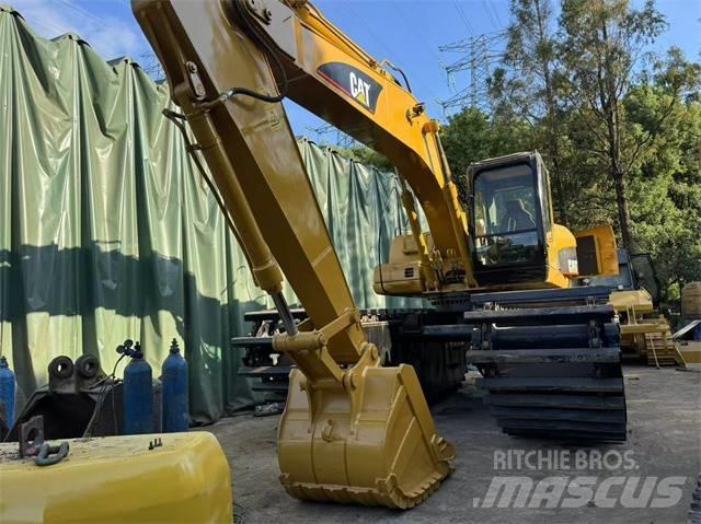 CAT 320 C Koparki pływające - amfibie