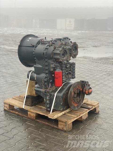 Hitachi ZF 4WG-210 Przekładnie i skrzynie biegów