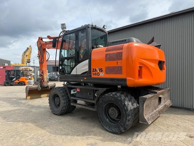 Hitachi ZX 140 W-5 Koparki kołowe