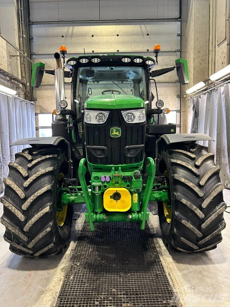 John Deere 6R 215 Ciągniki rolnicze