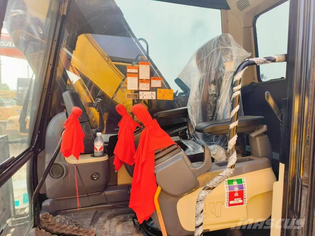 CAT 320 D Koparki gąsienicowe