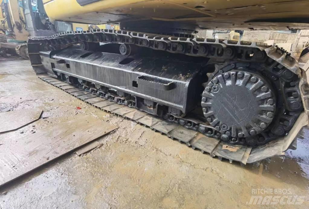 CAT 320CL Koparki gąsienicowe