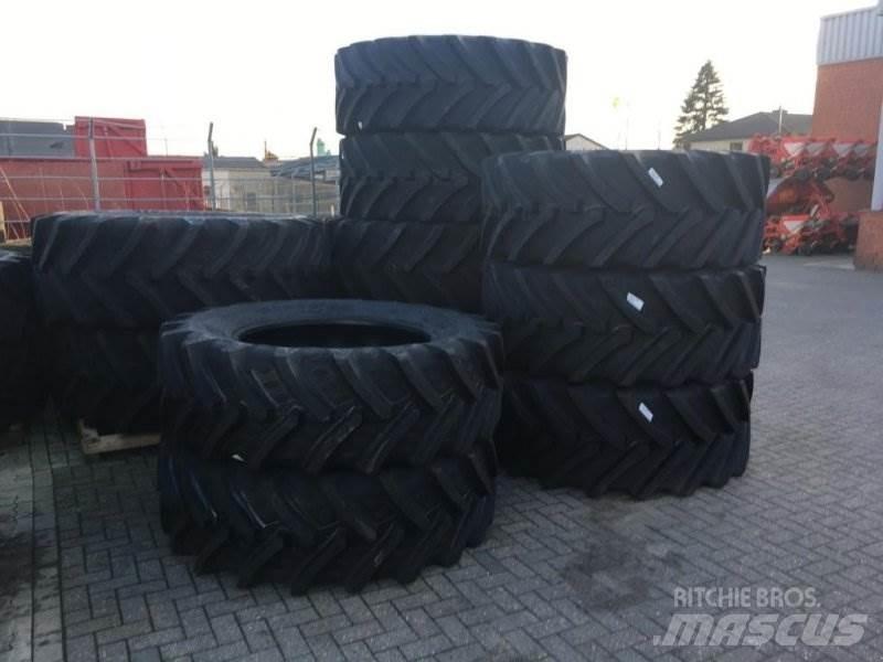 BKT 520/70 R 38 Opony, koła i felgi