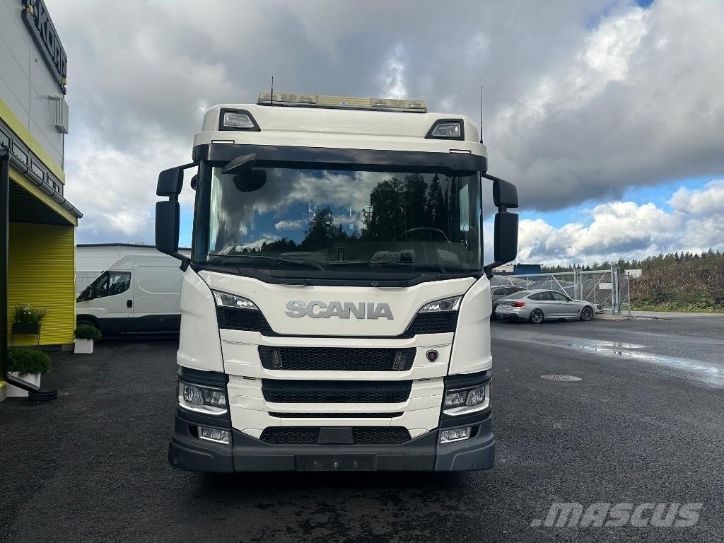 Scania P 370 6x2*4 Hakowce