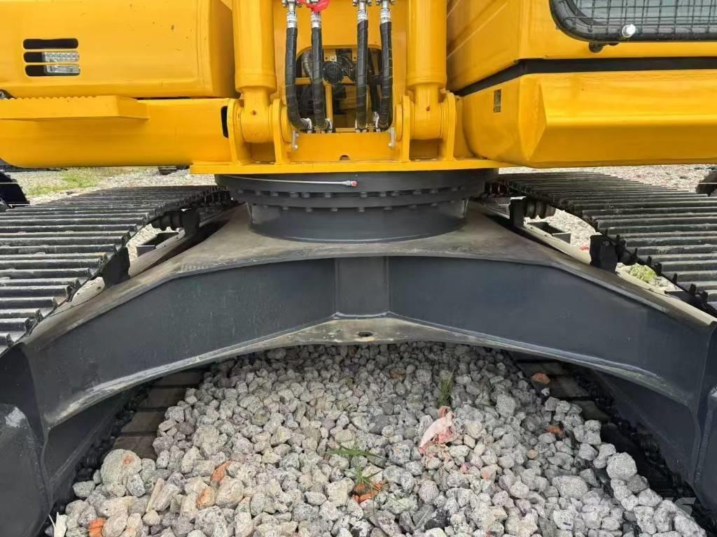 Komatsu 200-8 Koparki gąsienicowe