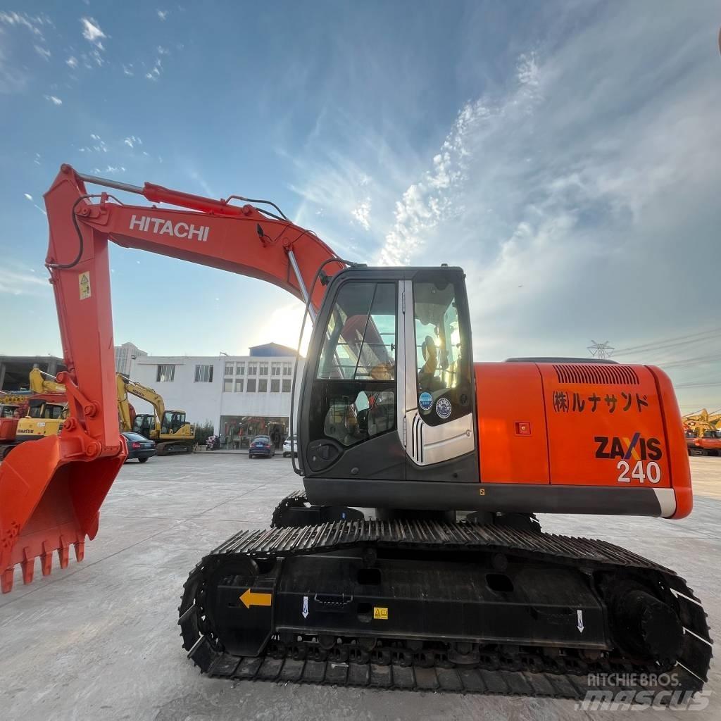 Hitachi ZX 240 Koparki gąsienicowe