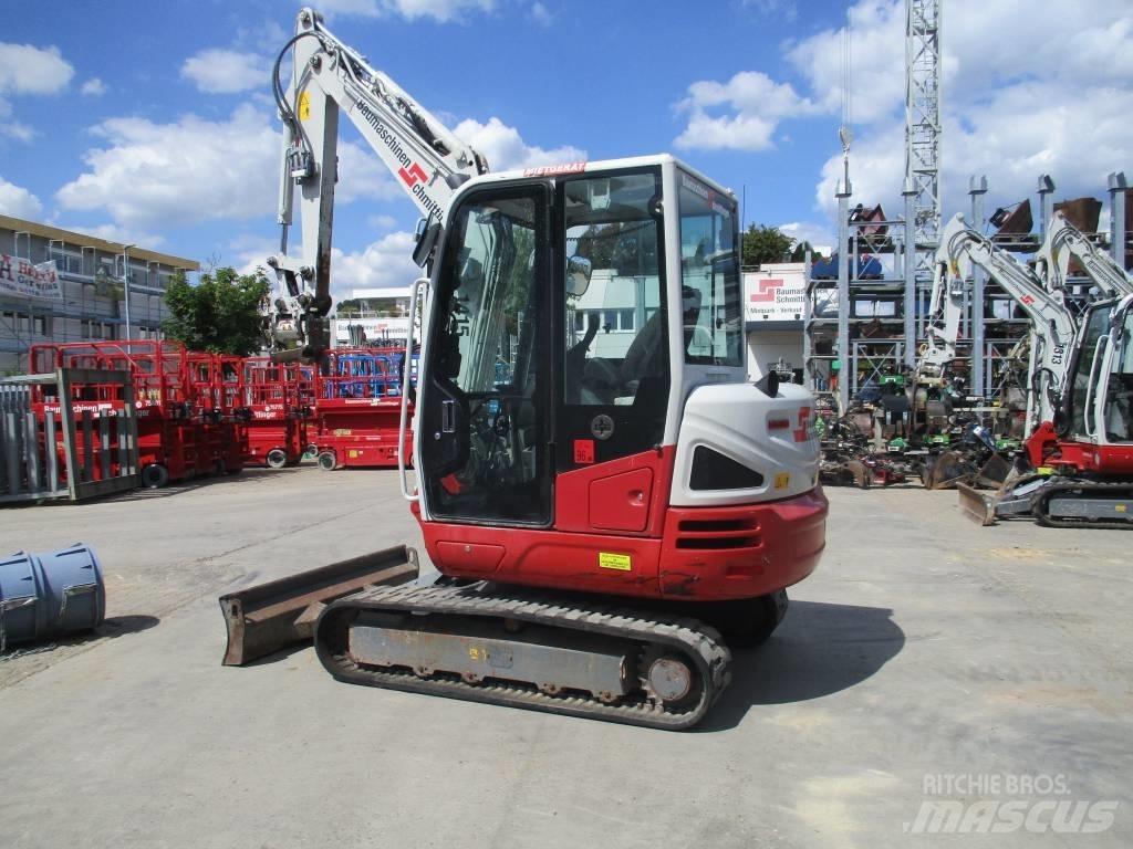 Takeuchi TB240 Minikoparki