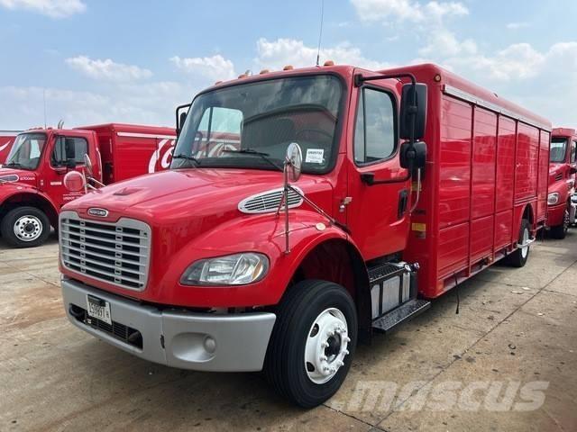 Freightliner M2 106 Samochody do transportu napojów