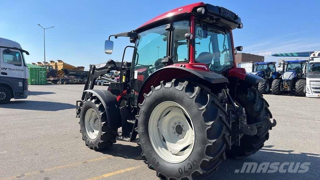 Valtra A75 Tractor Ciągniki rolnicze
