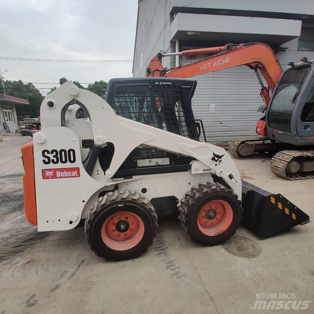 Bobcat S300 Ładowarki burtowe