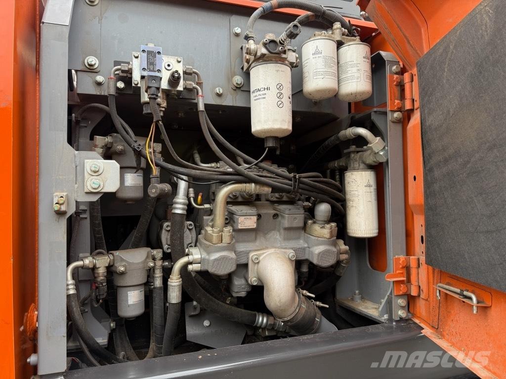 Hitachi ZX 140 W-6 Koparki kołowe