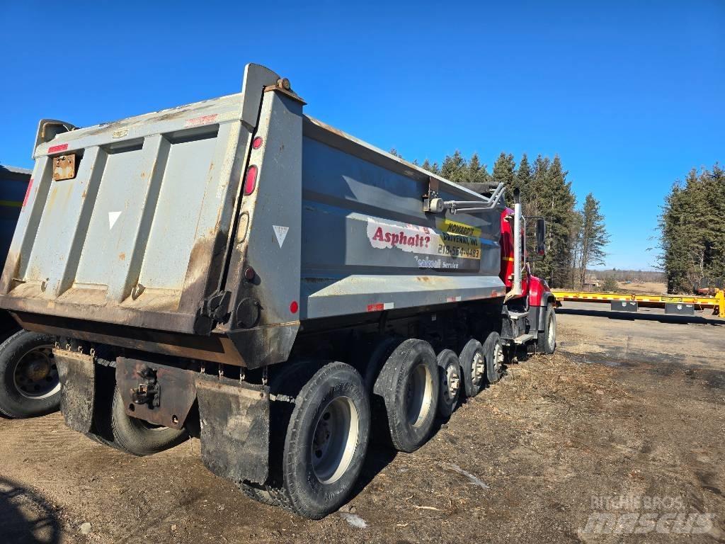 Freightliner SD 114 Wywrotki