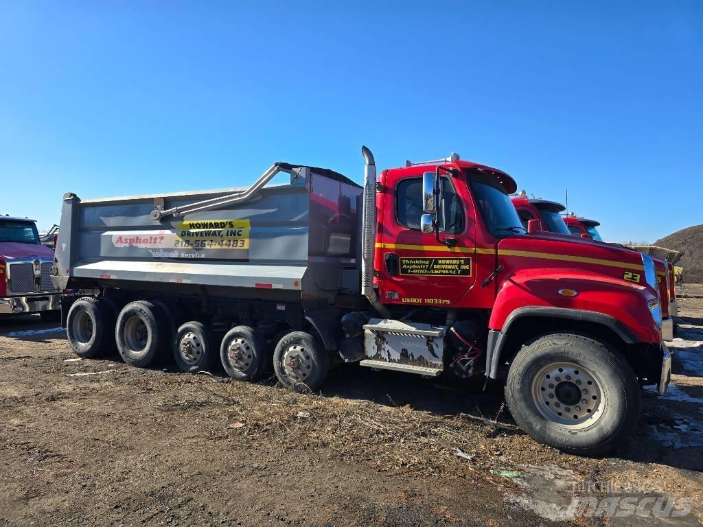 Freightliner SD 114 Wywrotki
