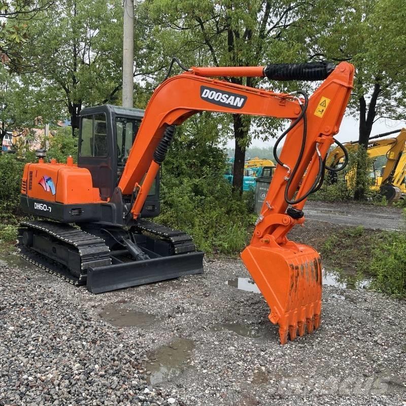 Doosan DH 60 Minikoparki