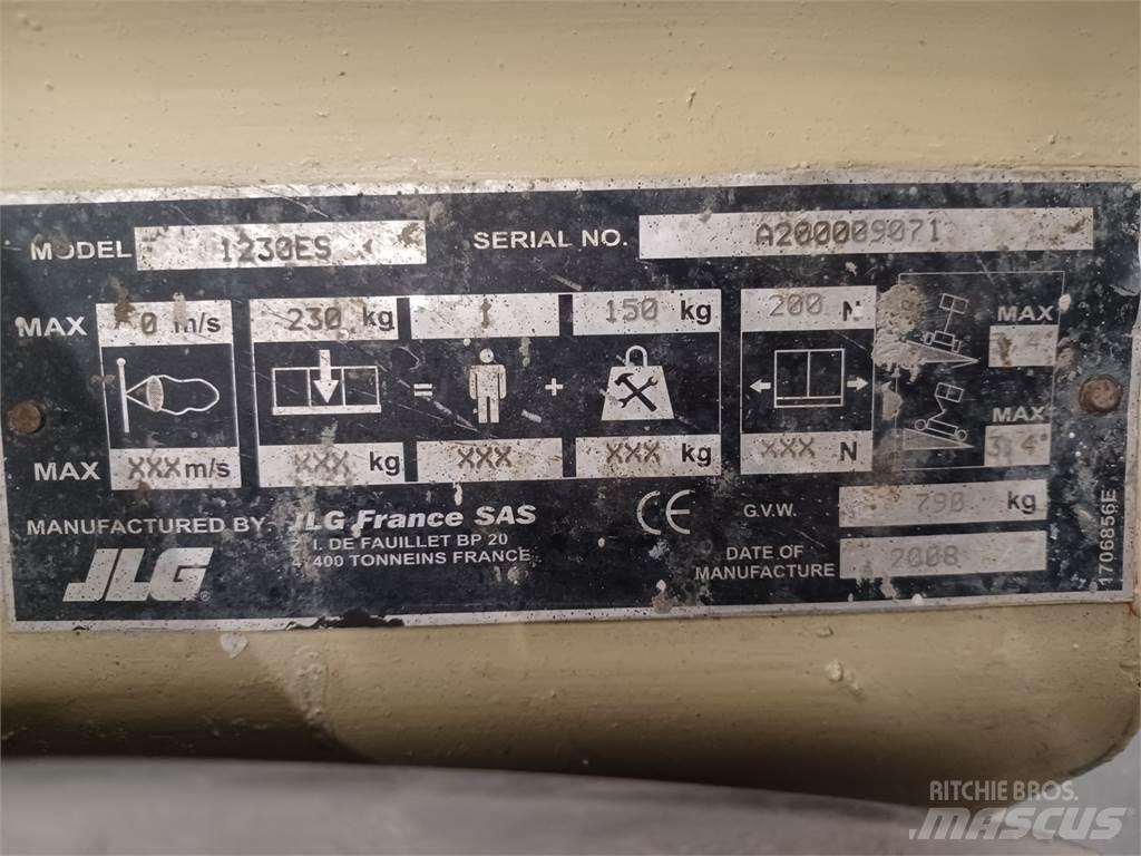 JLG 1230ES Inne podnośniki