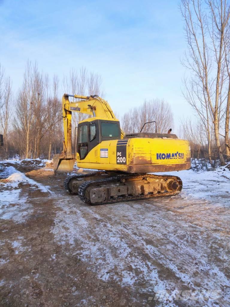 Komatsu PC 200-7 Koparki gąsienicowe