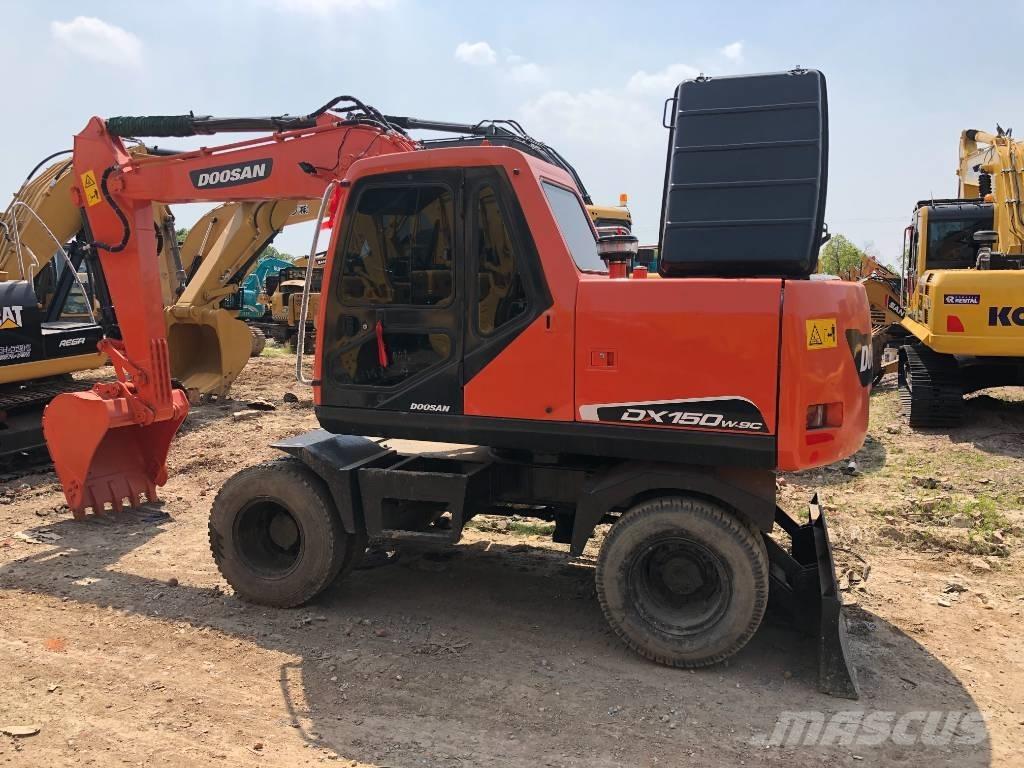 Doosan DX150W Koparki gąsienicowe