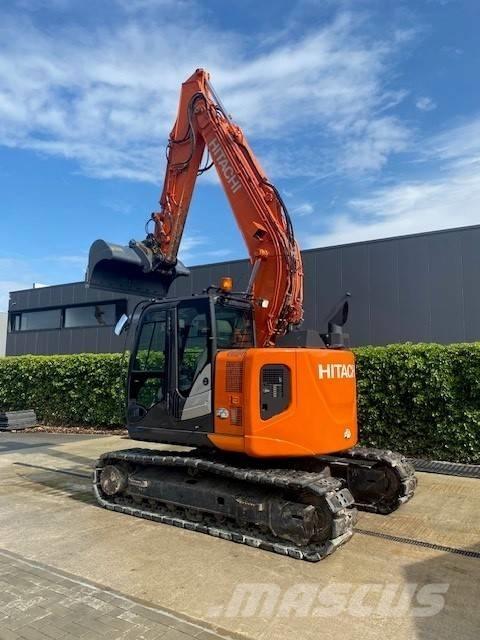 Hitachi ZX 135 US-6 Koparki gąsienicowe