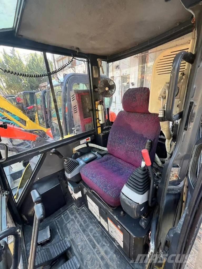 Komatsu PC 40 MR Minikoparki
