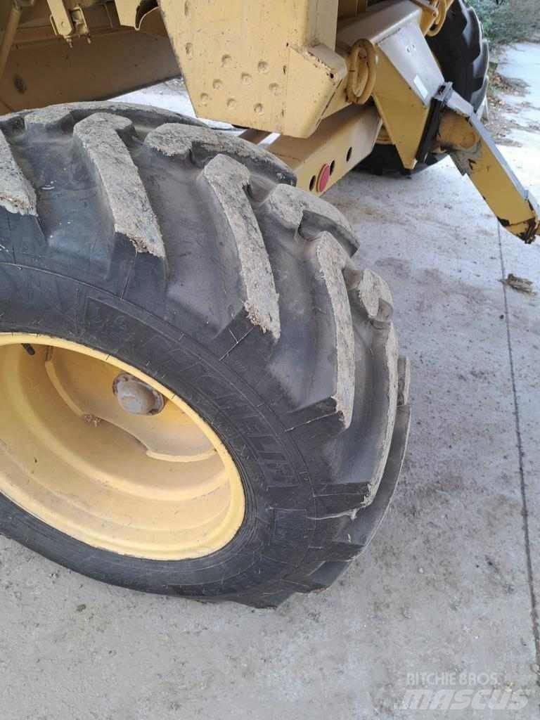New Holland TX 66 Kombajny zbożowe