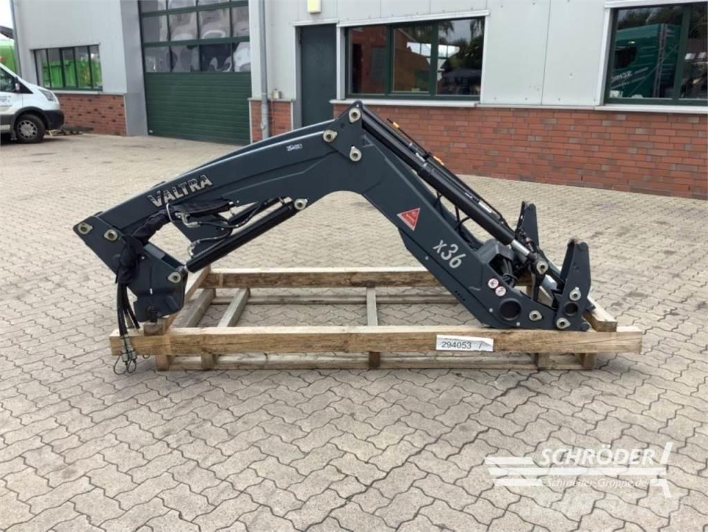 Valtra X36 DM Ładowacze i koparki czołowe