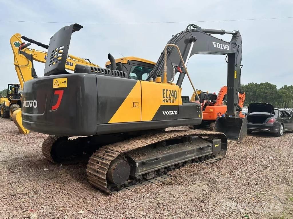 Volvo EC 240 Koparki gąsienicowe