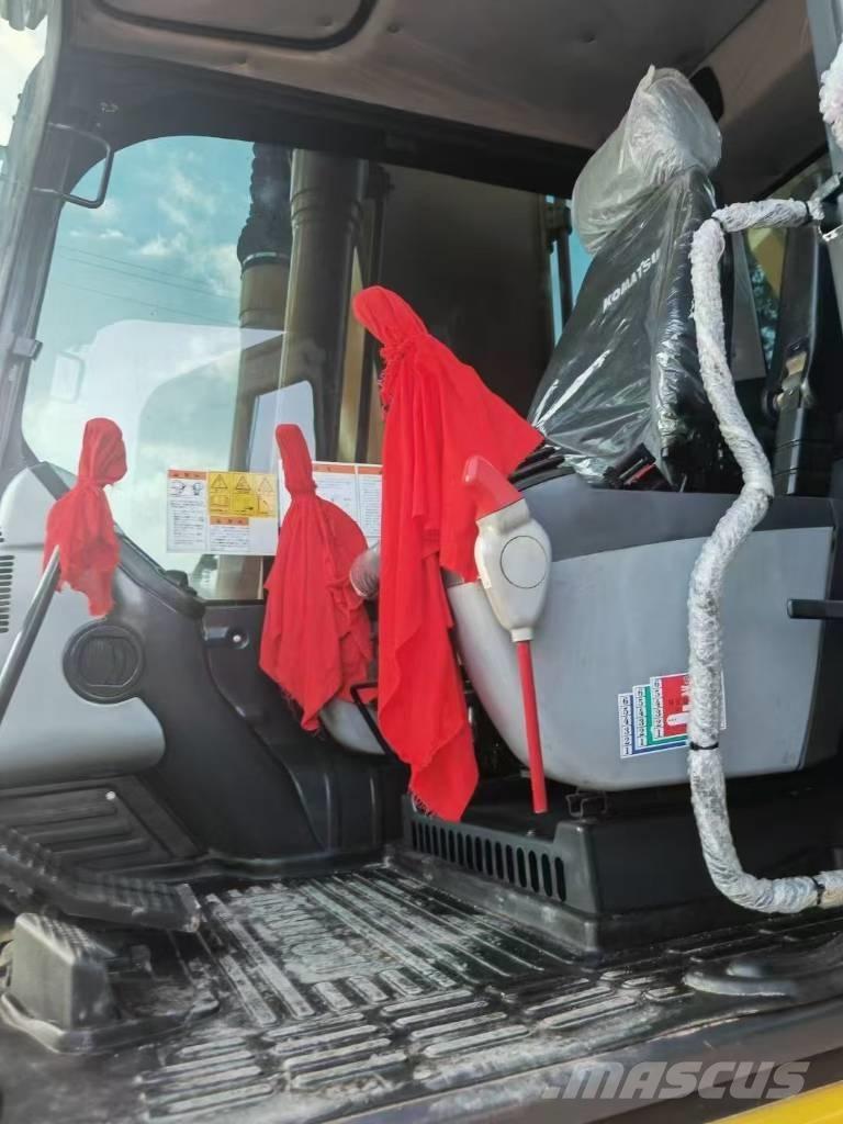 Komatsu 200-8 Koparki gąsienicowe